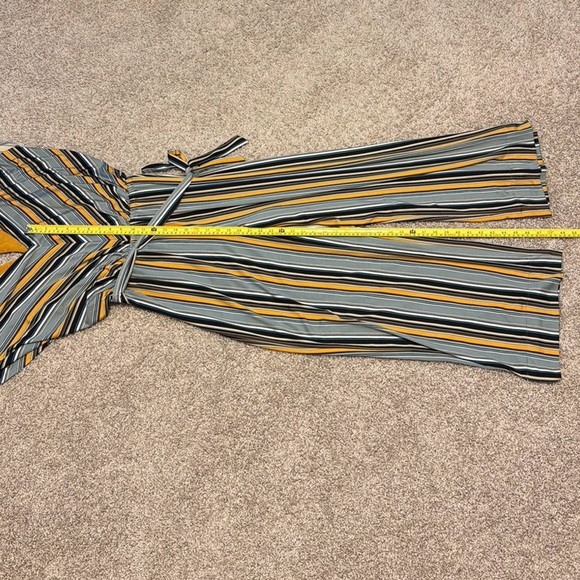 Emma & Michele Gold Gray Brown Black Brown Striped Belted Jumpsuit Sz Medium - Picture 9 of 9